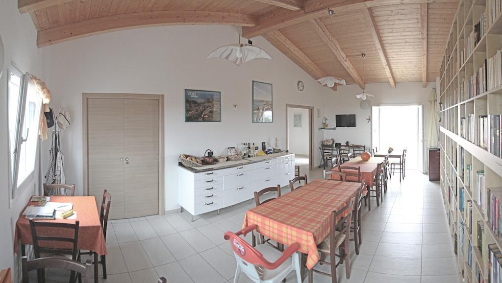 B&B S'Ena Suni Exteriör bild